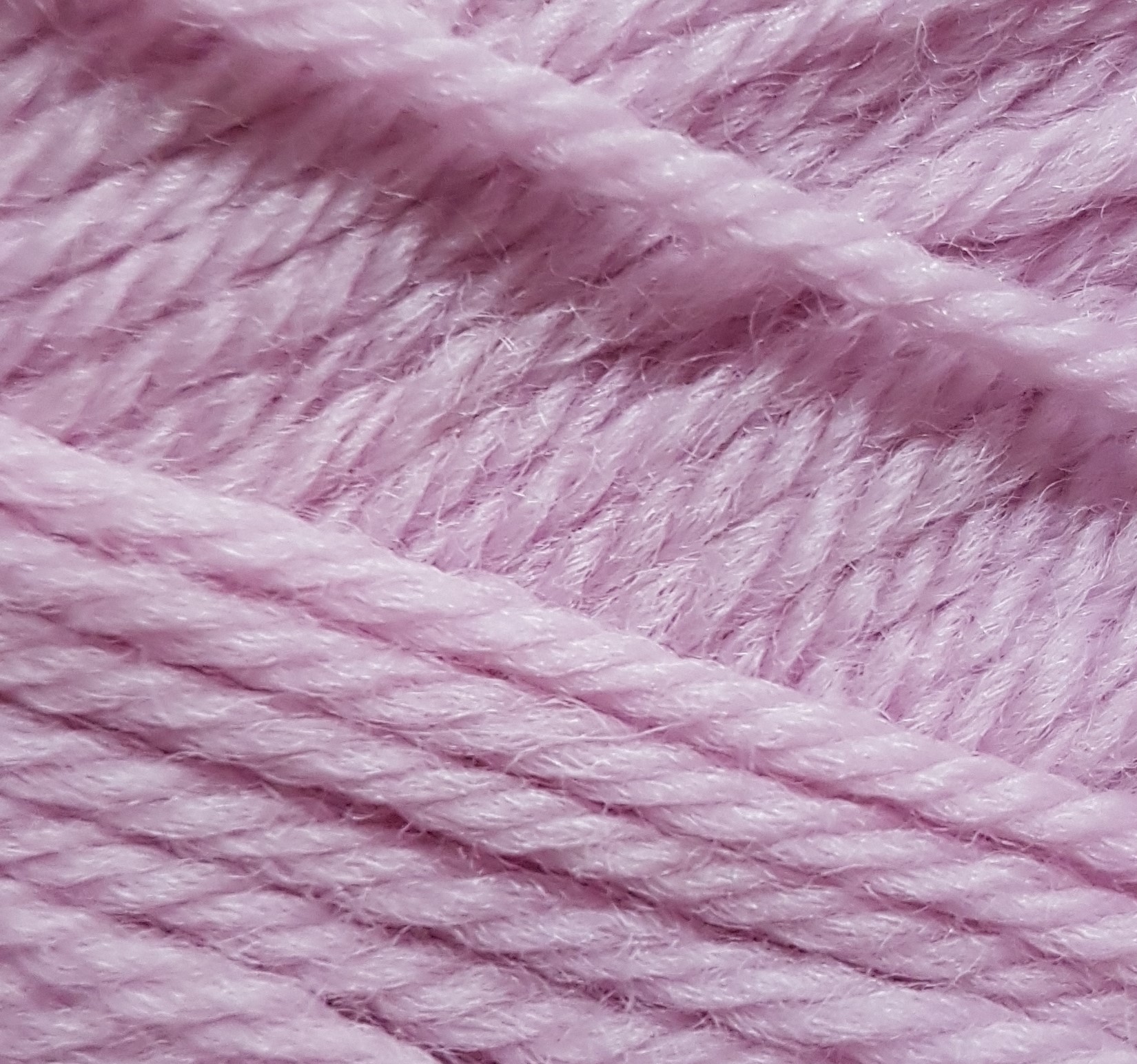 Diamond Luxury Galway Worsted 7307 Soft Rose Pure Wool